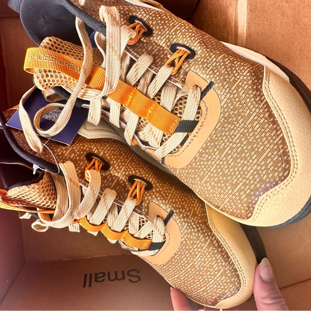 SHOES FOR CREWS 8w brand new with tags